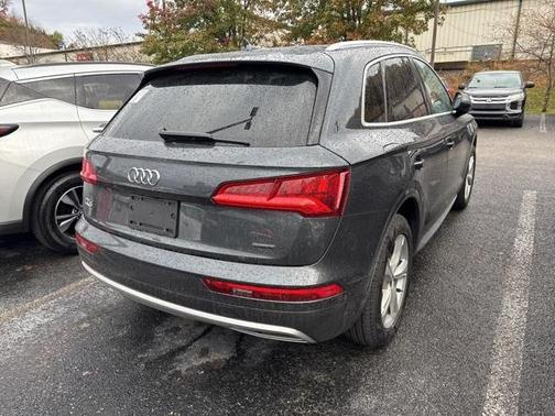 2020 Audi Q5 40 Premium Plus