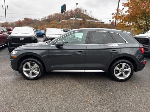 2020 Audi Q5 40 Premium Plus