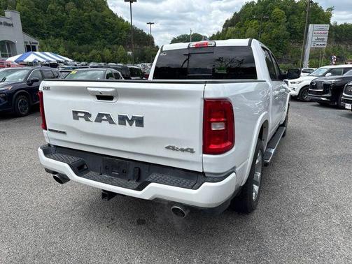 Bright White Clearcoat 2025 RAM 1500 Big Horn/Lone Star