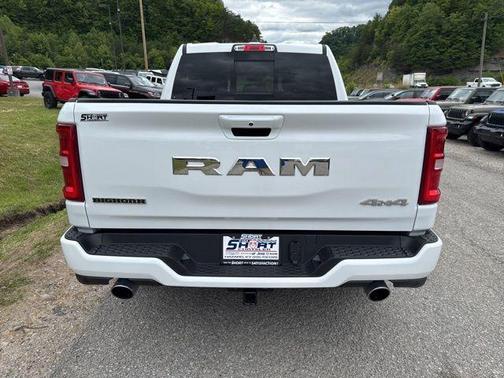 Bright White Clearcoat 2025 RAM 1500 Big Horn/Lone Star