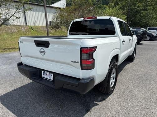 2024 Nissan Frontier S