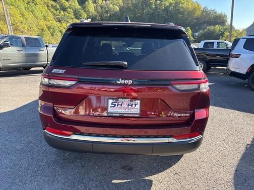 2025 Jeep Grand Cherokee Laredo X