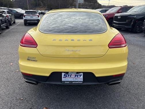 2014 Porsche Panamera 4