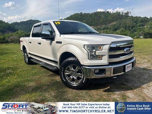 White Platinum Clearcoat Metallic 2016 Ford F-150 Lariat