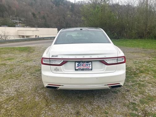 2017 Lincoln Continental Reserve