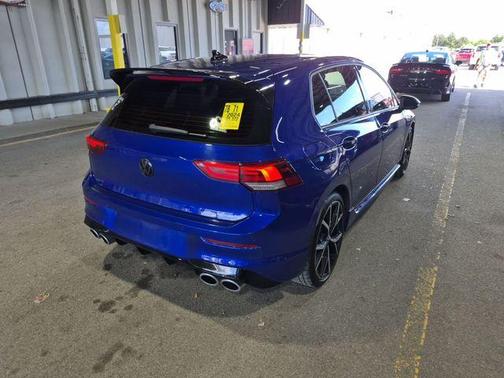 Lapiz Blue Metallic 2024 Volkswagen Golf R 2.0T