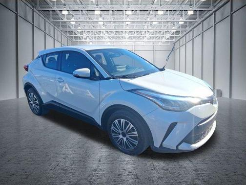 Blizzard Pearl 2020 Toyota C-HR LE