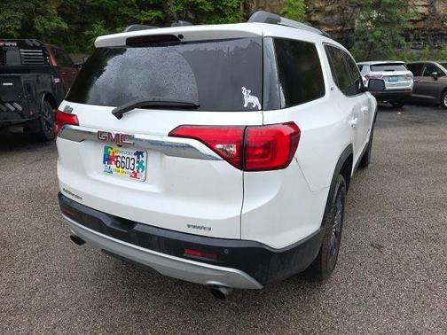 White Frost Tri-Coat 2019 GMC Acadia SLT-1