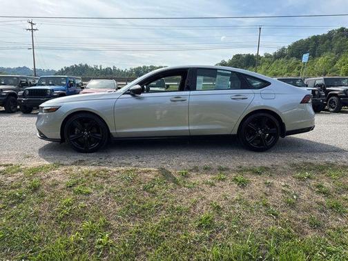 Solar Silver Metallic 2024 Honda Accord Hybrid Sport-L