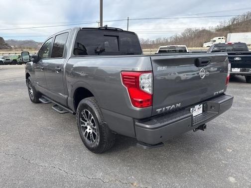 2024 Nissan Titan SV