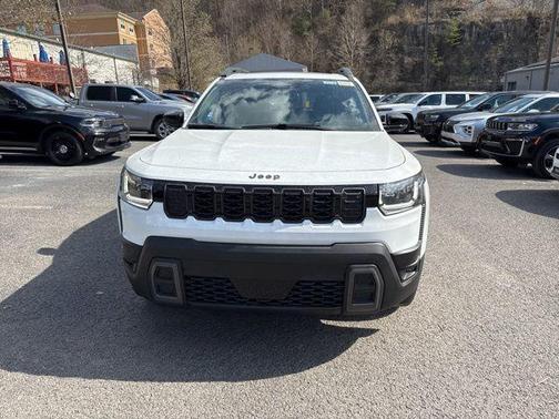 Bright White Clearcoat 2026 Jeep Cherokee LAREDO/LIMITED