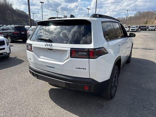 2026 Jeep Cherokee LAREDO/LIMITED