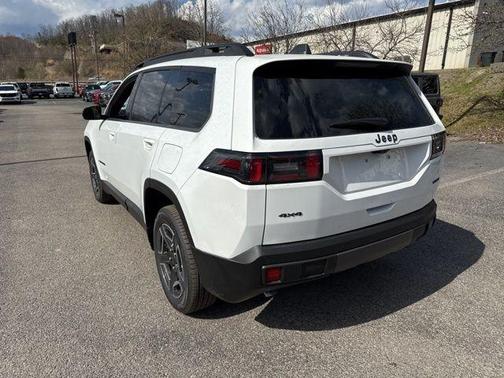 2026 Jeep Cherokee LAREDO/LIMITED
