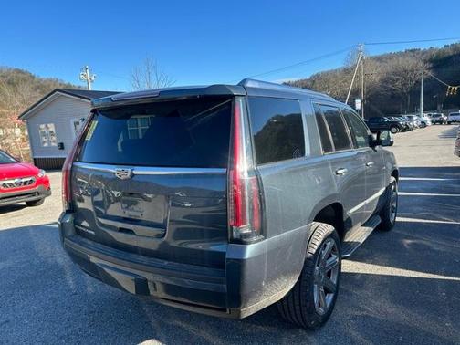 2020 Cadillac Escalade Luxury