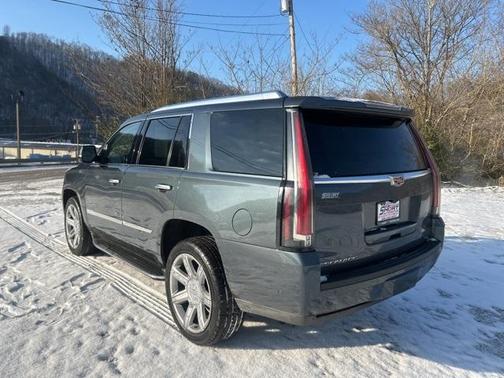 2020 Cadillac Escalade Luxury