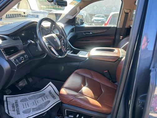 2020 Cadillac Escalade Luxury