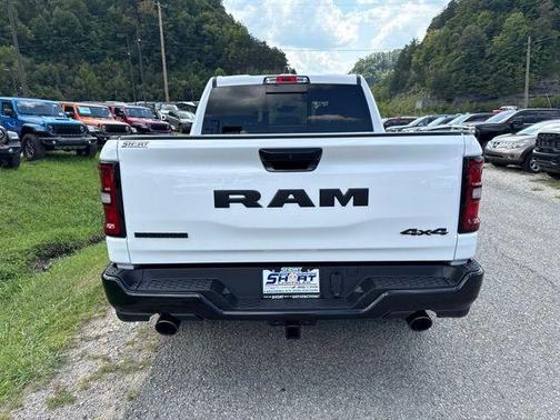 Bright White Clearcoat 2026 RAM 1500 Big Horn/Lone Star