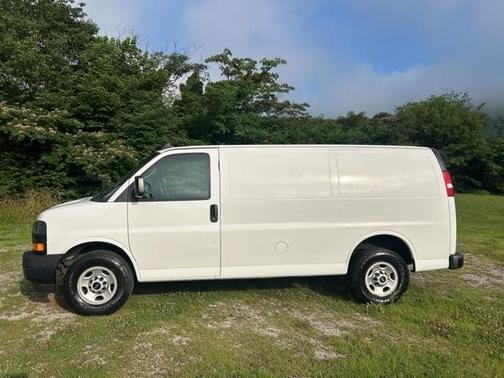 2019 GMC Savana 2500 Work Van