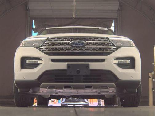 Oxford White 2023 Ford Explorer Limited