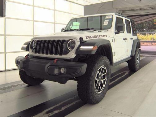 Bright White Clearcoat 2025 Jeep Wrangler Rubicon