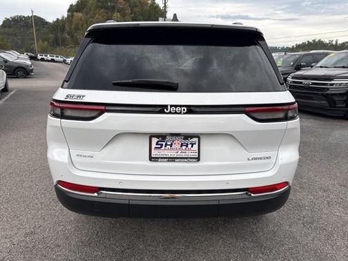 2025 Jeep Grand Cherokee Laredo X