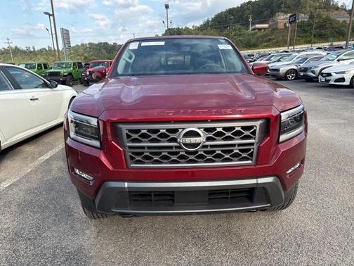 2024 Nissan Frontier SL