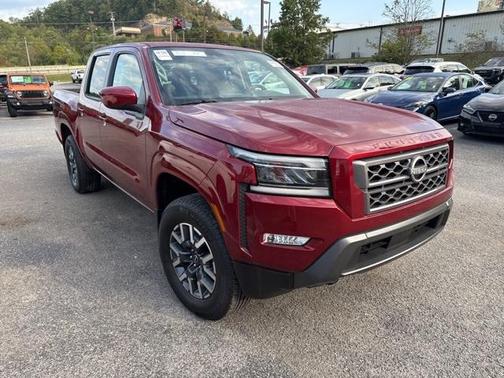 2024 Nissan Frontier SL
