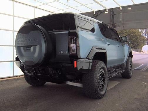 2024 GMC HUMMER EV SUV 3X