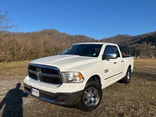 2016 RAM 1500 SLT