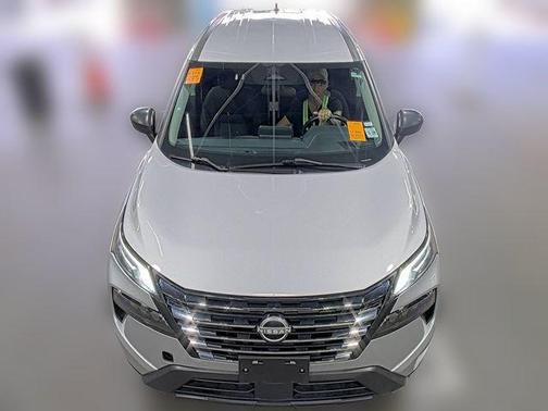 Brilliant Silver Metallic 2024 Nissan Rogue S