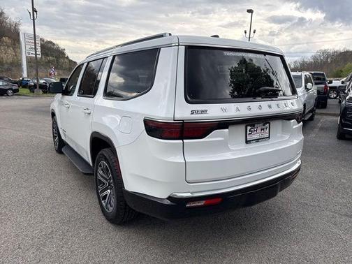 Bright White Clearcoat 2024 Jeep Wagoneer Series II