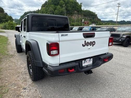 Bright White Clearcoat 2023 Jeep Gladiator Rubicon
