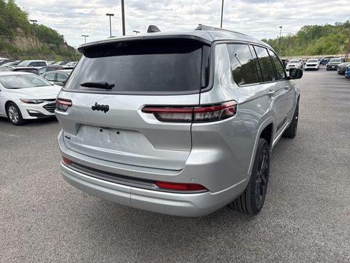 Silver Zynith 2026 Jeep Grand Cherokee L Limited