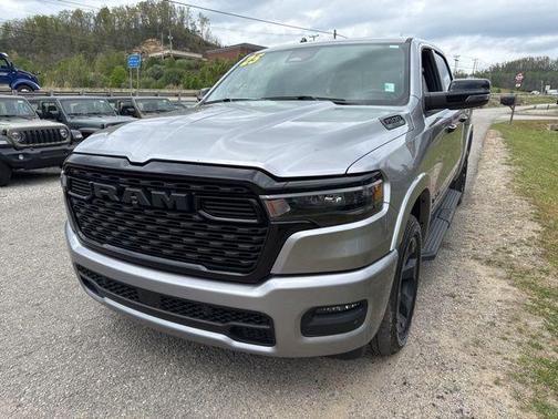 Billet Silver Metallic Clearcoat 2025 RAM 1500 Big Horn/Lone Star