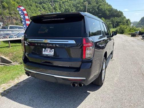 Dark Ash Metallic 2022 Chevrolet Suburban Premier