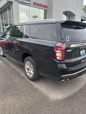 Dark Ash Metallic 2022 Chevrolet Suburban Premier
