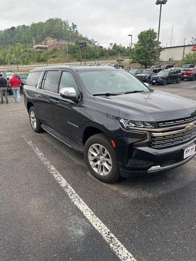 Dark Ash Metallic 2022 Chevrolet Suburban Premier