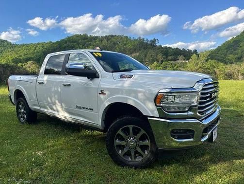 Bright White Clearcoat 2019 RAM 3500 Longhorn