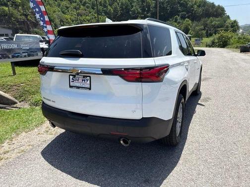 Summit White 2023 Chevrolet Traverse LT Leather