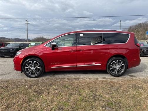 2026 Chrysler Pacifica Pinnacle