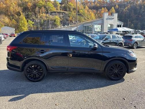 2020 Mitsubishi Outlander 