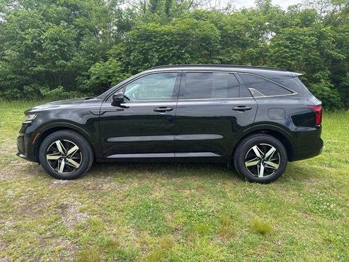 Ebony Black 2021 Kia Sorento S