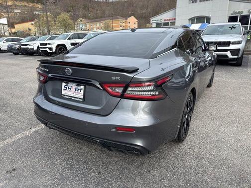 2022 Nissan Maxima SR