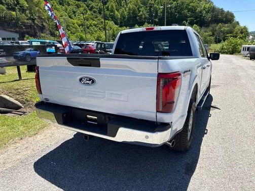White Metallic 2025 Ford F-150 XLT