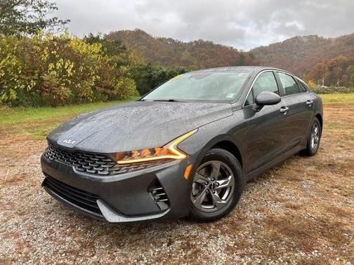 Gravity Gray 2023 Kia K5 LXS