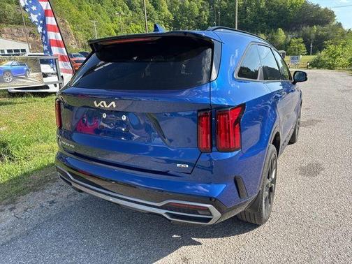 Sapphire Blue 2023 Kia Sorento SX