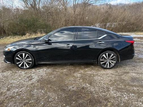 2019 Nissan Altima 2.5 Platinum