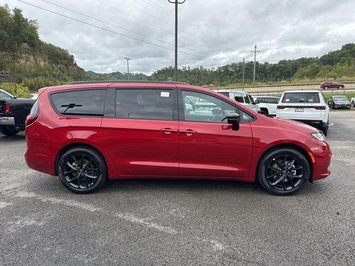 Red 2026 Chrysler Pacifica Limited