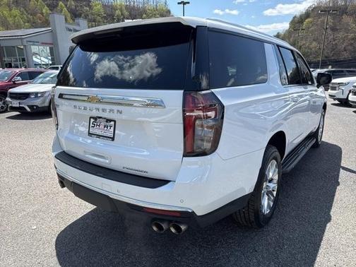2023 Chevrolet Suburban Premier