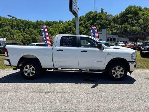 Bright White Clearcoat 2024 RAM 2500 Big Horn
